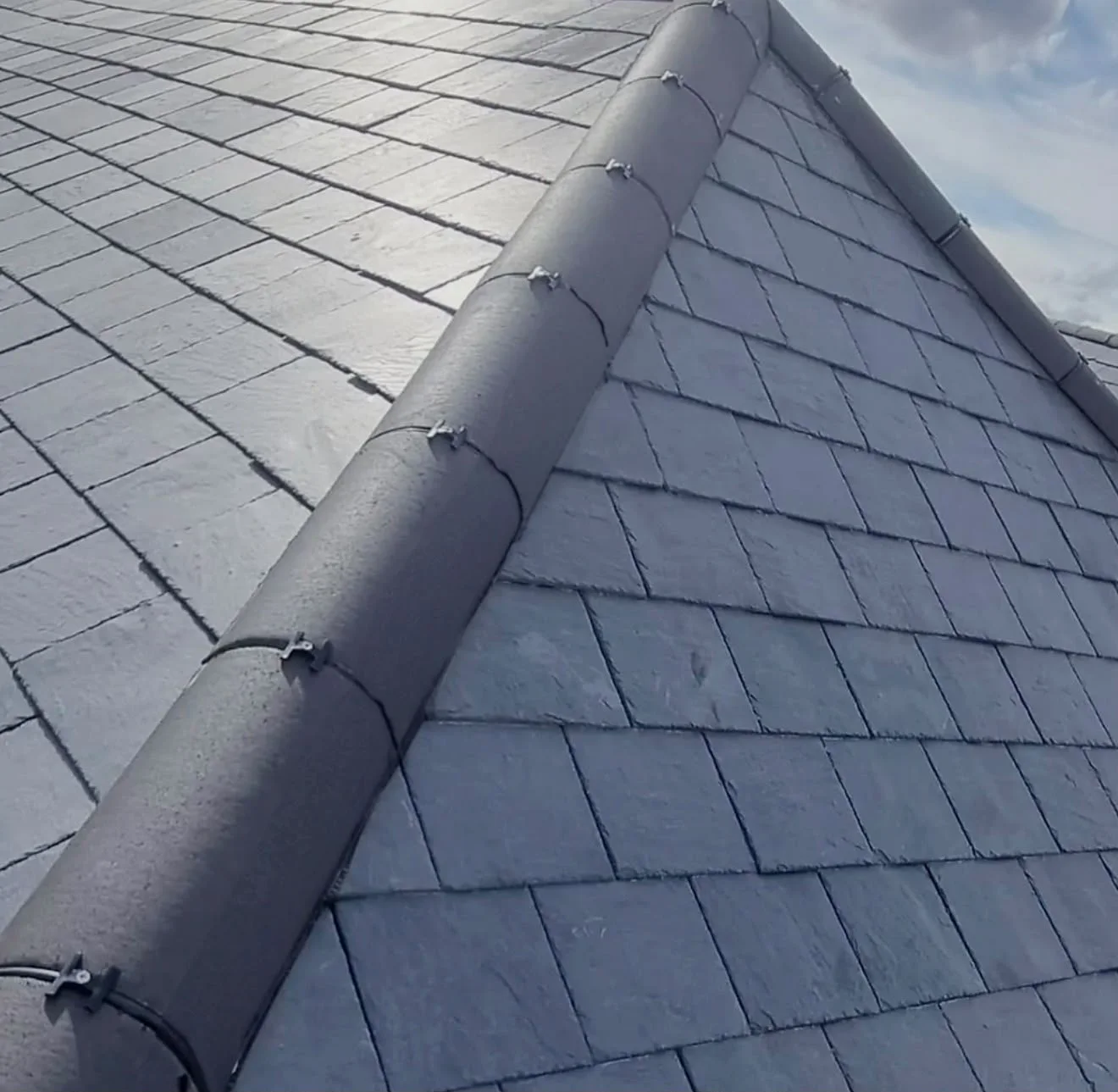 Dry fix ridge on a slate roof
